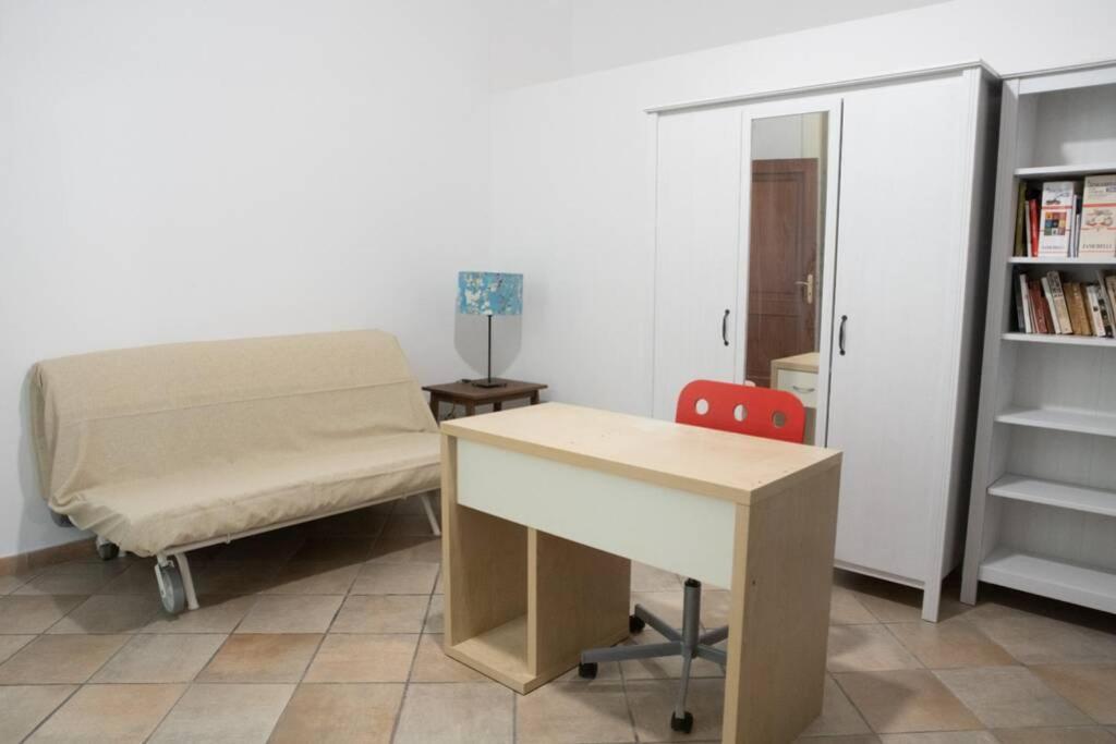 Dimora Carolina - Al Centro Di Napoli Apartment *